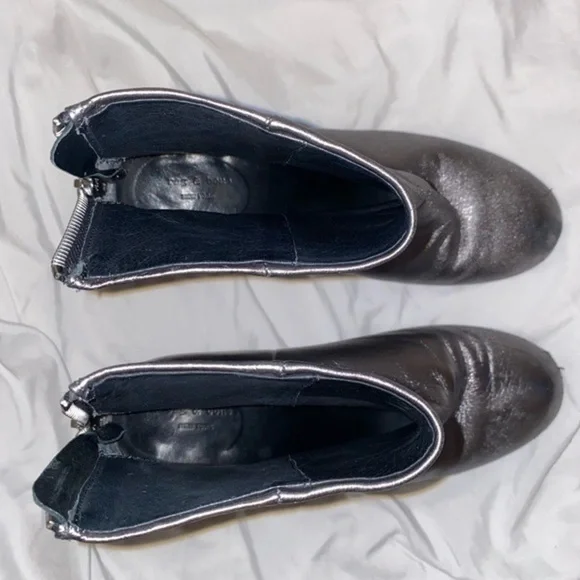 rag and bone Leather Silver Booties (Made in Italy) - Picture 5 of 13